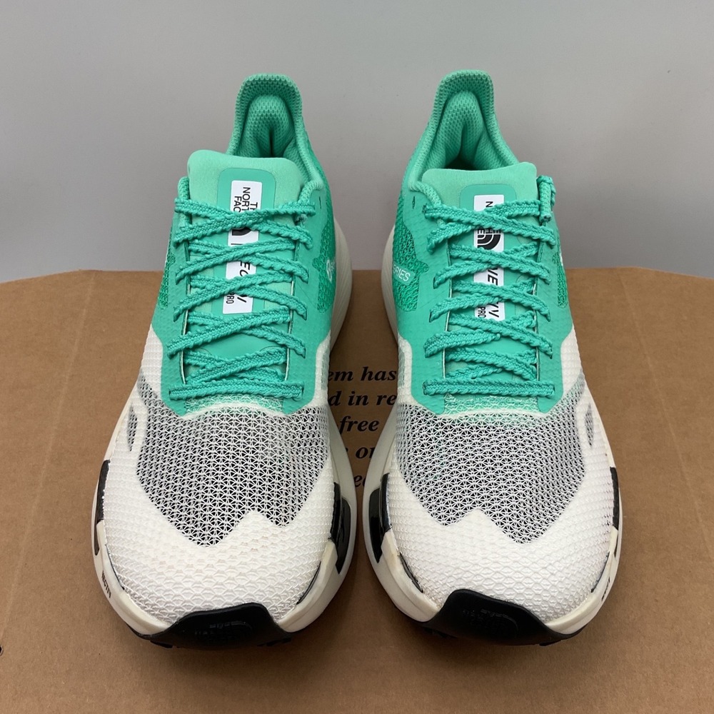 The North Face VECTIV Sky Womens 9.5 Trail Running Shoes White Teal NF0A7W5J